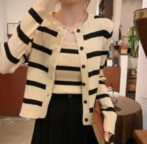 Cardigan de Punto + esqueleto sin mangas a rayas