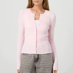 Cardigan Fit