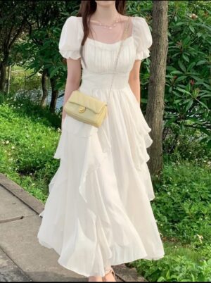 Vestido de Volantes Estilo Francés - Imagen 9